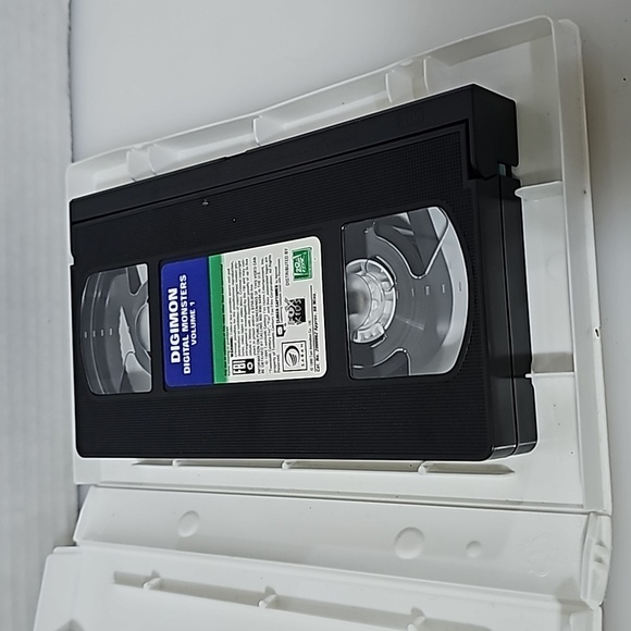 Digimon Digital Monsters Volume 1 Vhs - Picture 3 of 3